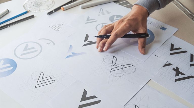Logo design trends in 2023